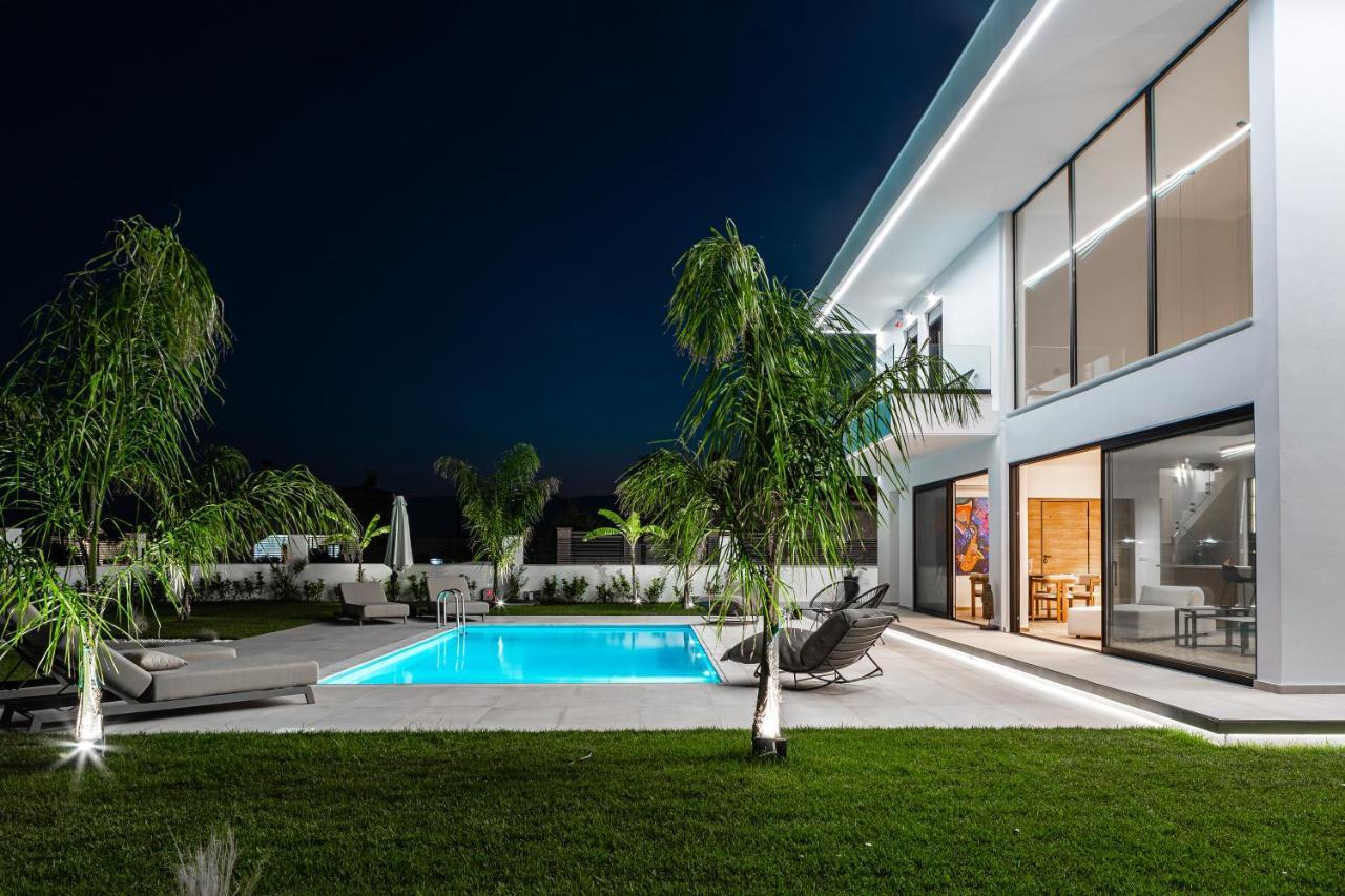 Sunshine Villa *